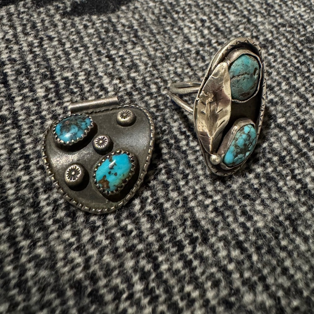 Vintage Sterling Silver Turquoise Native American Navajo pendant and leaf ring